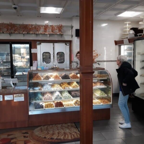 Simona's Bakery